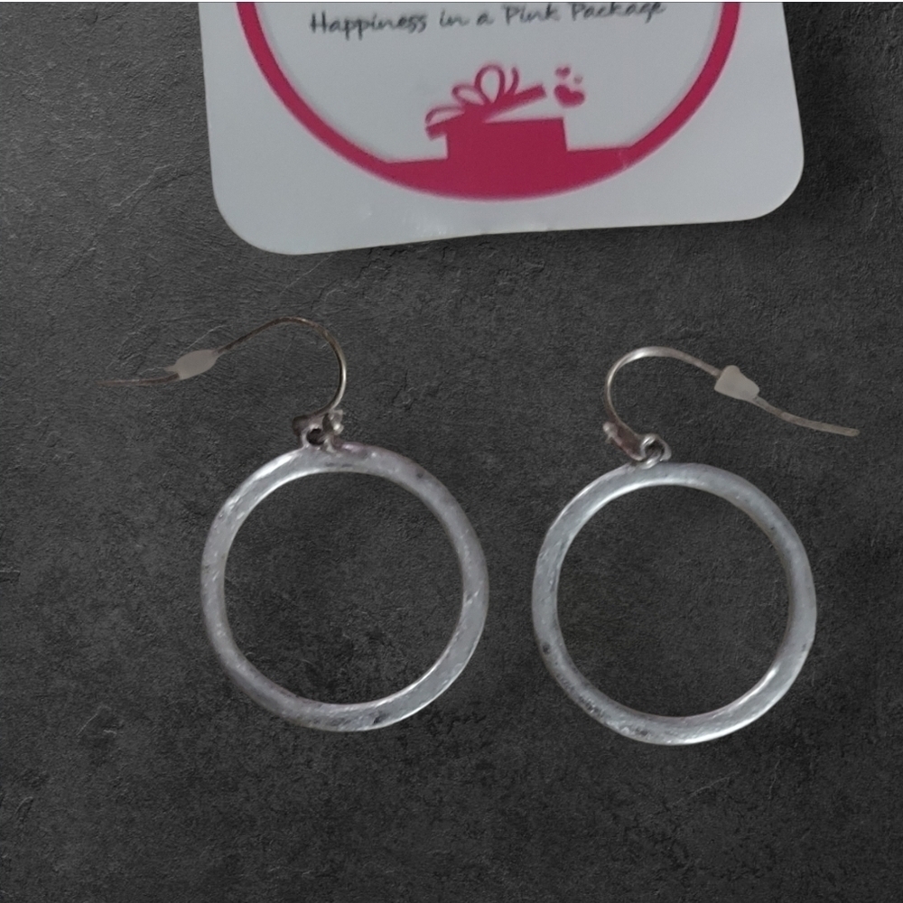 NWT Nadine West Chic Silver Hoop Earrings ~1"